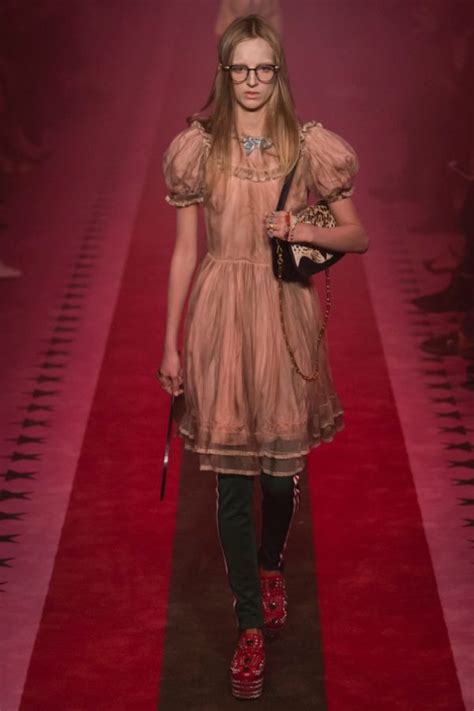 gucci spring 2017 dresses